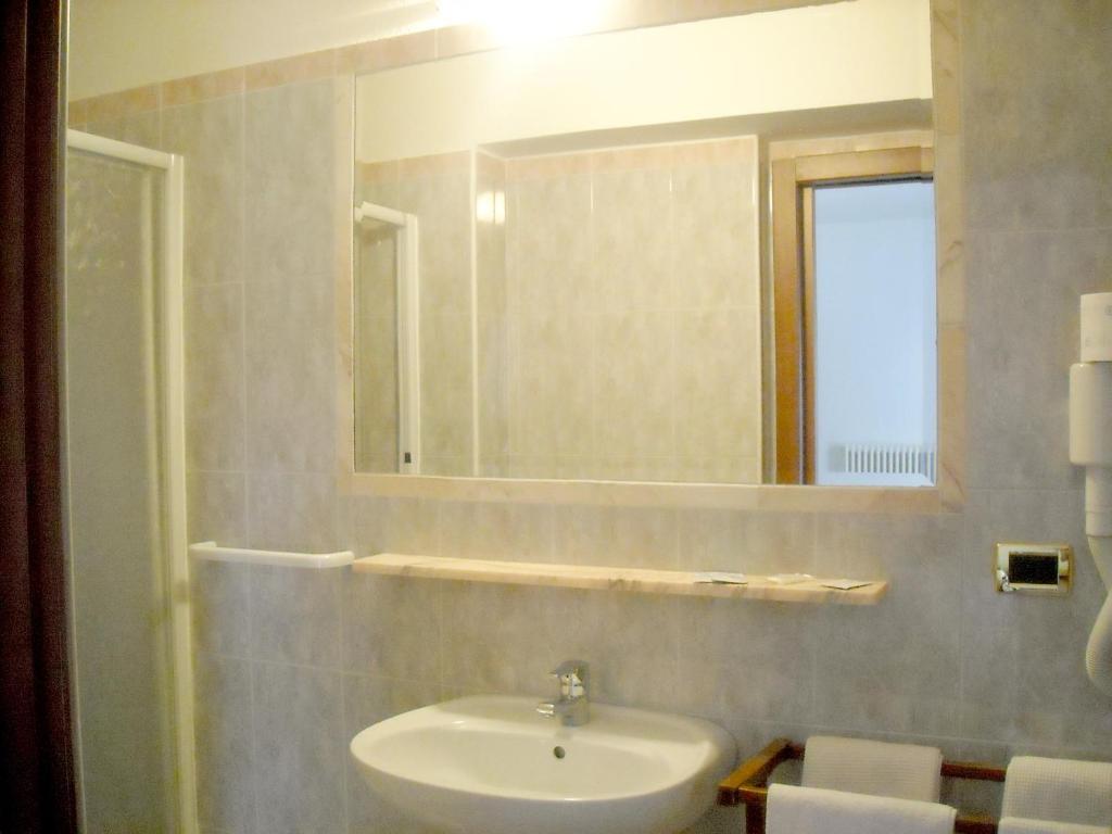 Hotel Faedo Pineta Room photo