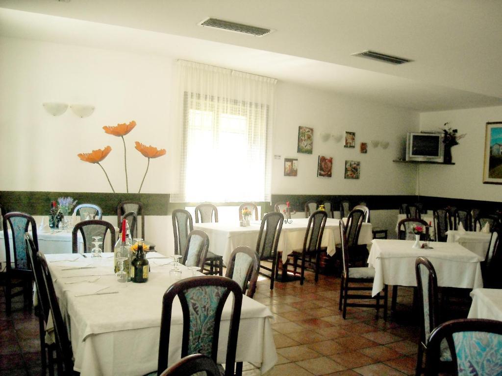Hotel Faedo Pineta Exterior photo