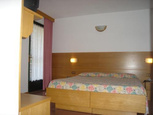 Hotel Faedo Pineta Exterior photo